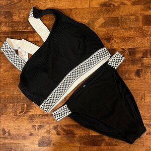 Cupshe Black and White Bikini Set
